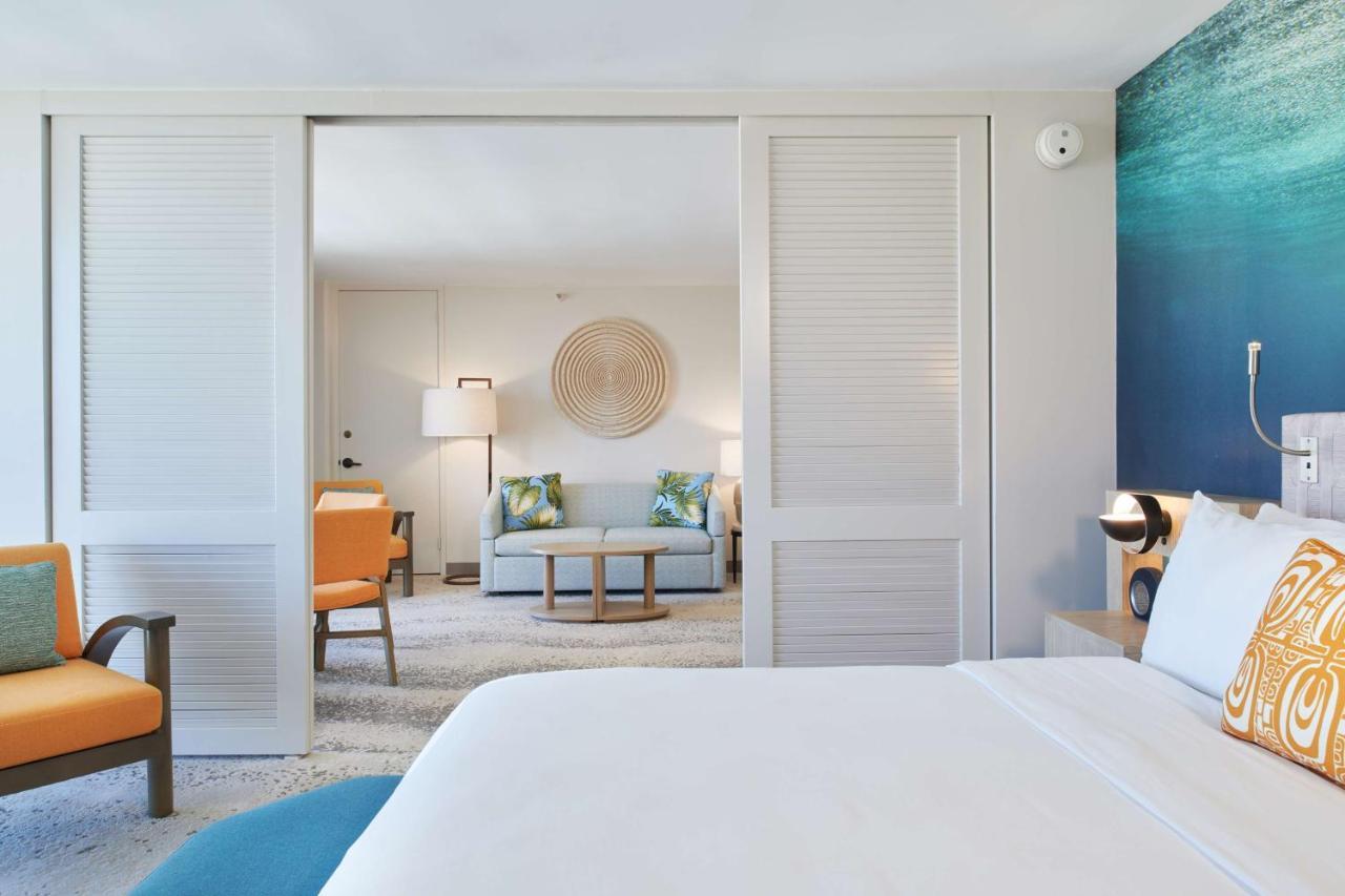 Hotel Outrigger Waikiki Beachcomber 4*